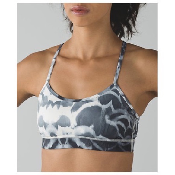 Lululemon Flow Y Bra in Pretty Plume Angel Wing Black - Picture 5 of 9
